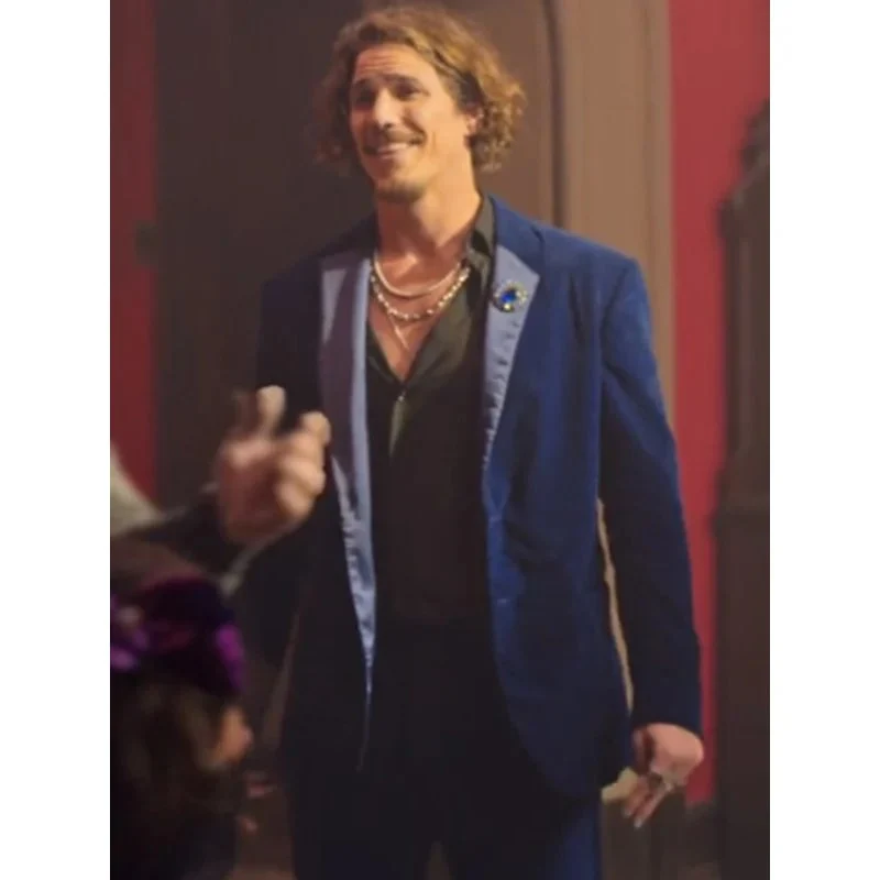A Vampire in the Family 2023 Romulo Arantes Neto Suit - Image 2