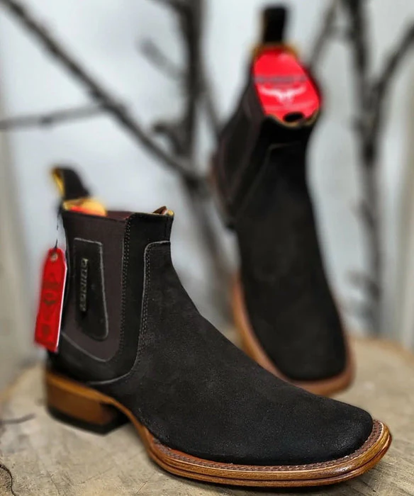 Botin Charro Quincy Nobuck con Punta Cuadrada - Image 3