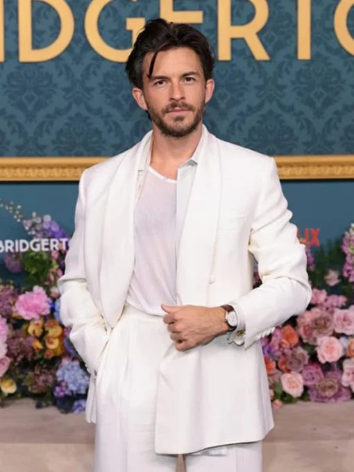 Bridgerton Premiere Jonathan Bailey White Suit - Image 2