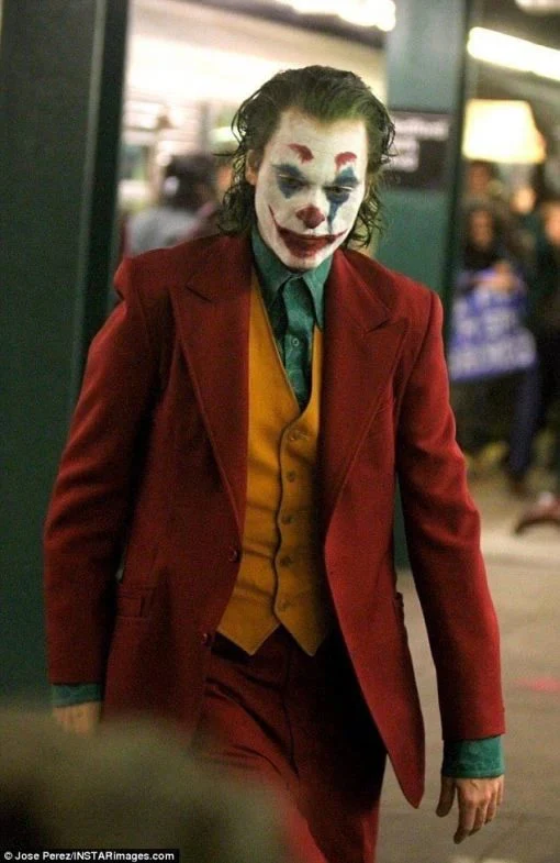 Joker Red Suit - Image 11
