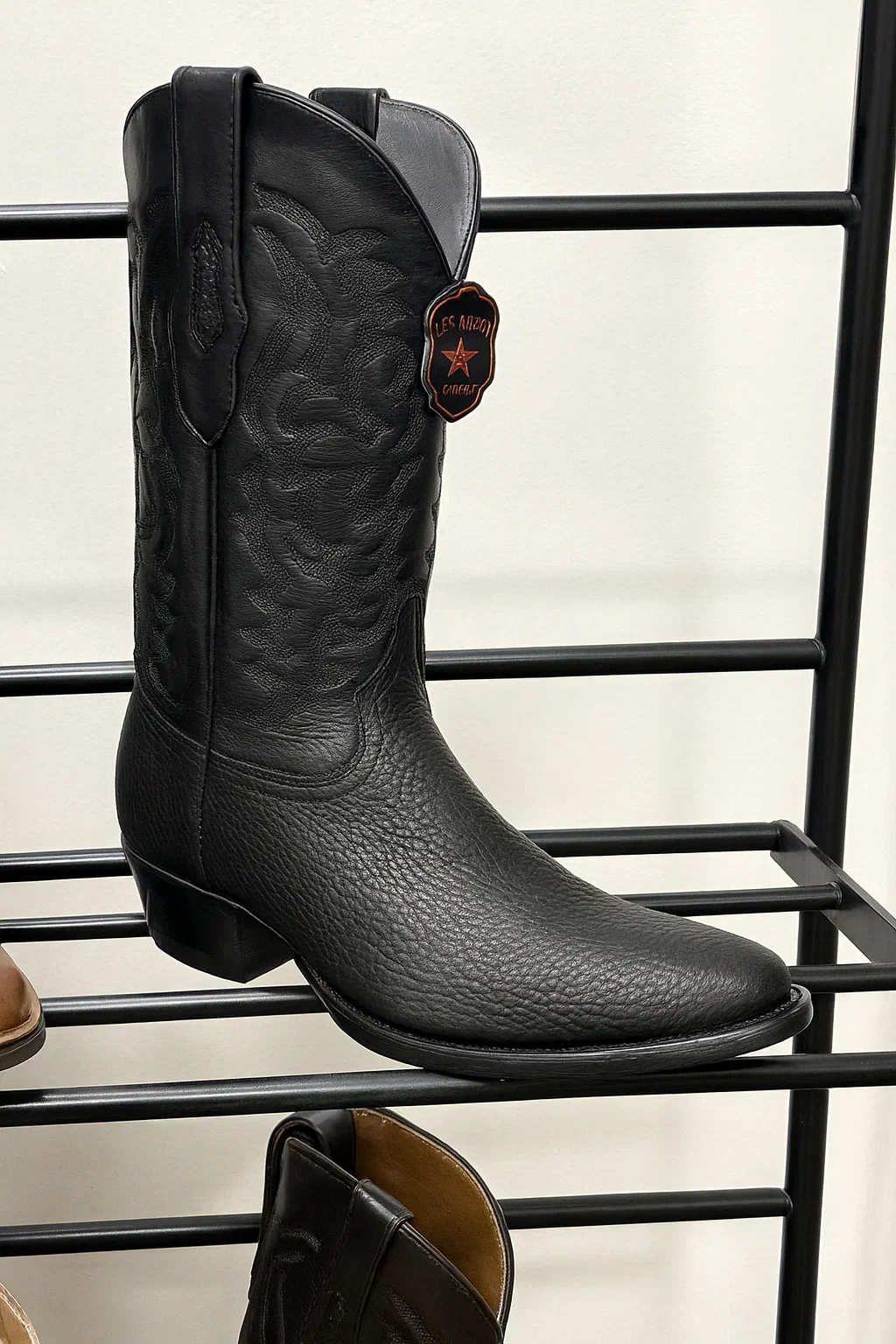 Los Altos Men’s Sharkskin Round Toe Cowboy Boots – Black - Image 3