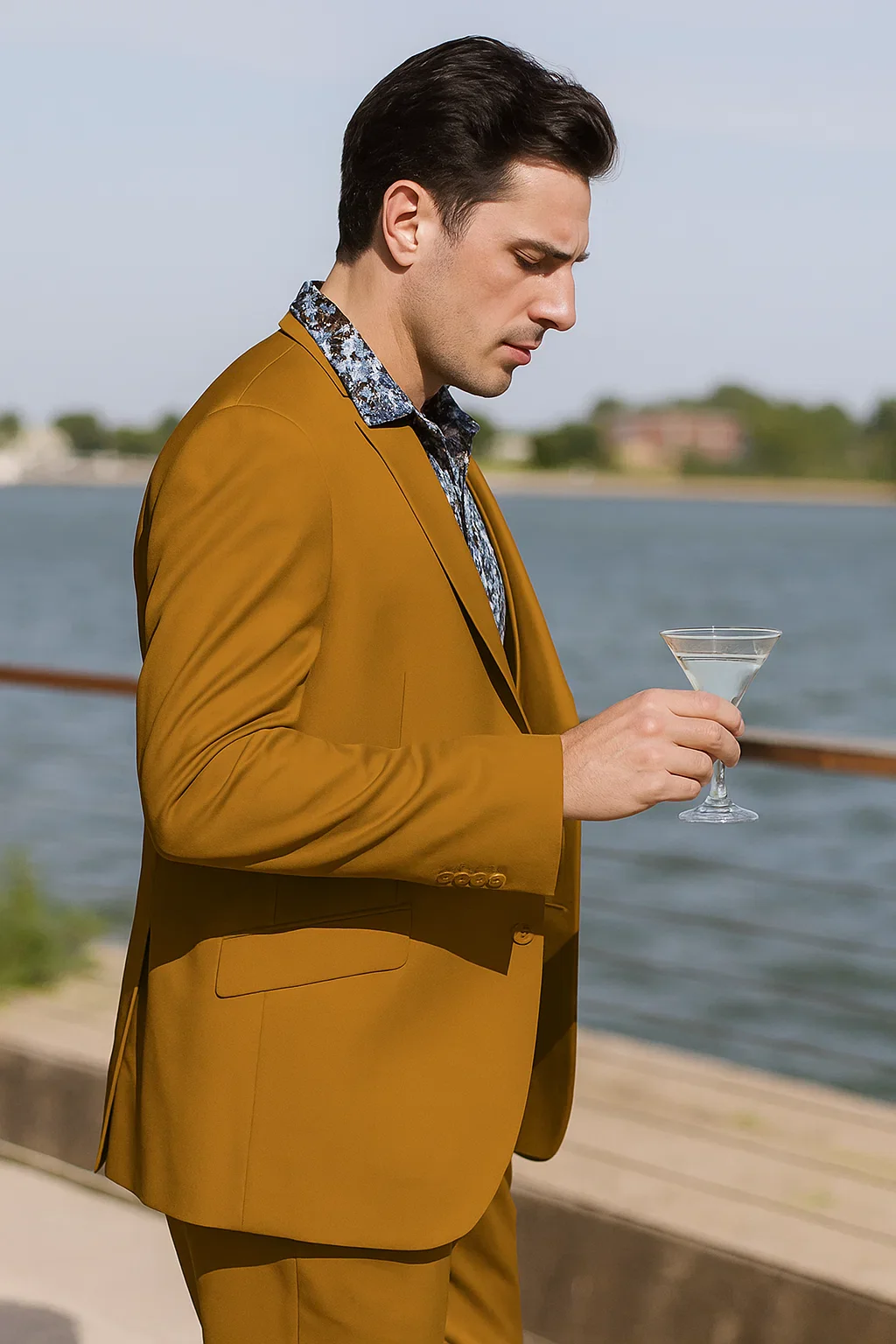 Luxury Gold Suit for Men – Double Breasted Vest & Peak Lapel Design - Image 8