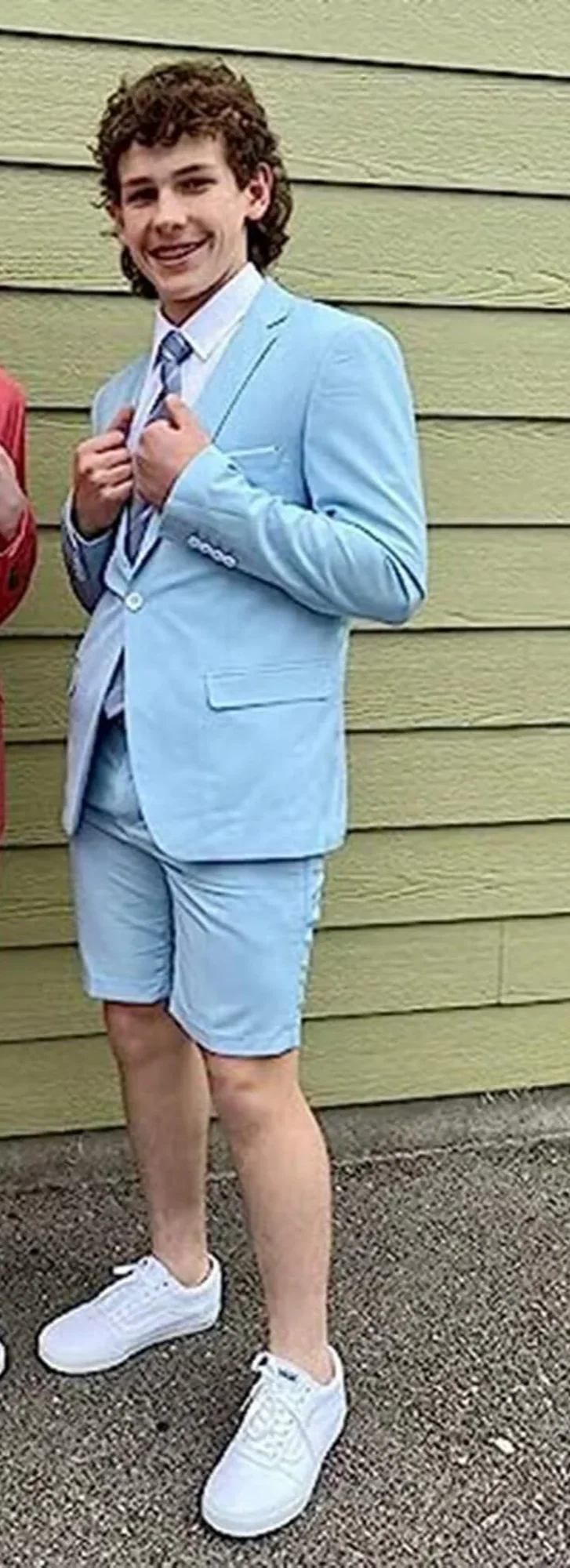 Men’s Light Blue Suit with Shorts – Casual Summer Blazer and Shorts Set for Wedding, Party and Smart Casual Wear - Image 13