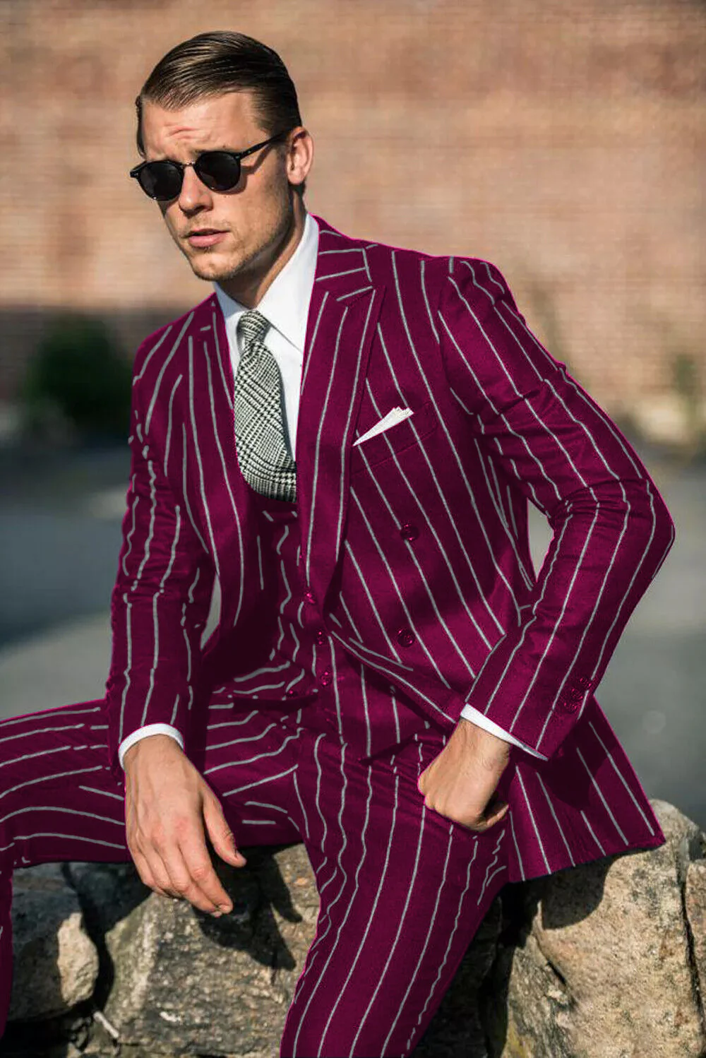 Mens 2 Button Gangster Suit - Image 5