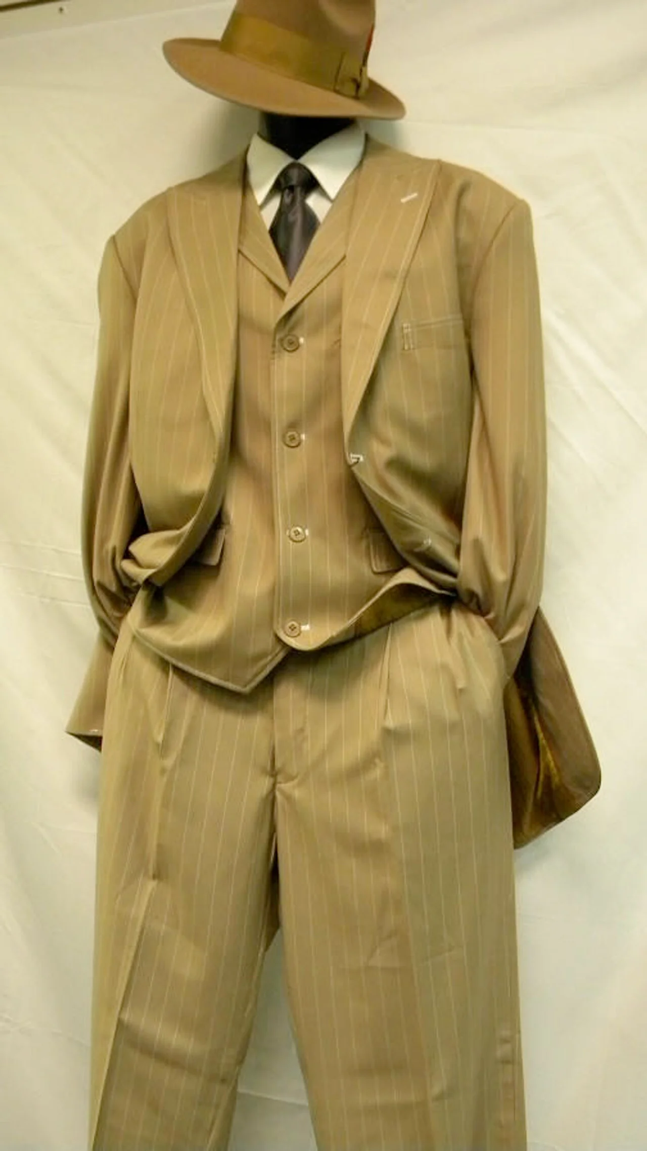 Mens Brown Pinstripe Zoot Suit – 1920s Gangster Vintage 3-Piece Suit with Wide-Leg Pants and Fedora Look - Three Buttons - Image 2