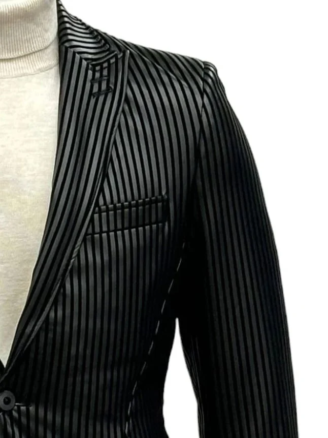Mens One Button Side Vent Peak Lapel Suit Black - Image 3