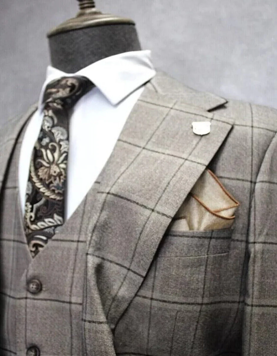 Mens Two Button Notch Lapel Plaid Pattern Suit Tan ~ Brown - Image 4