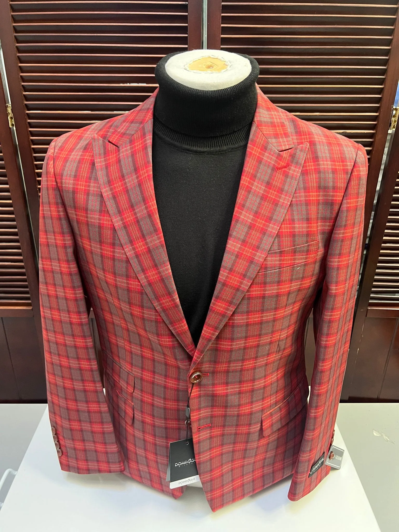 Modern Red Plaid Blazer – Tartan Windowpane Pattern Christmas Party Color - Image 5