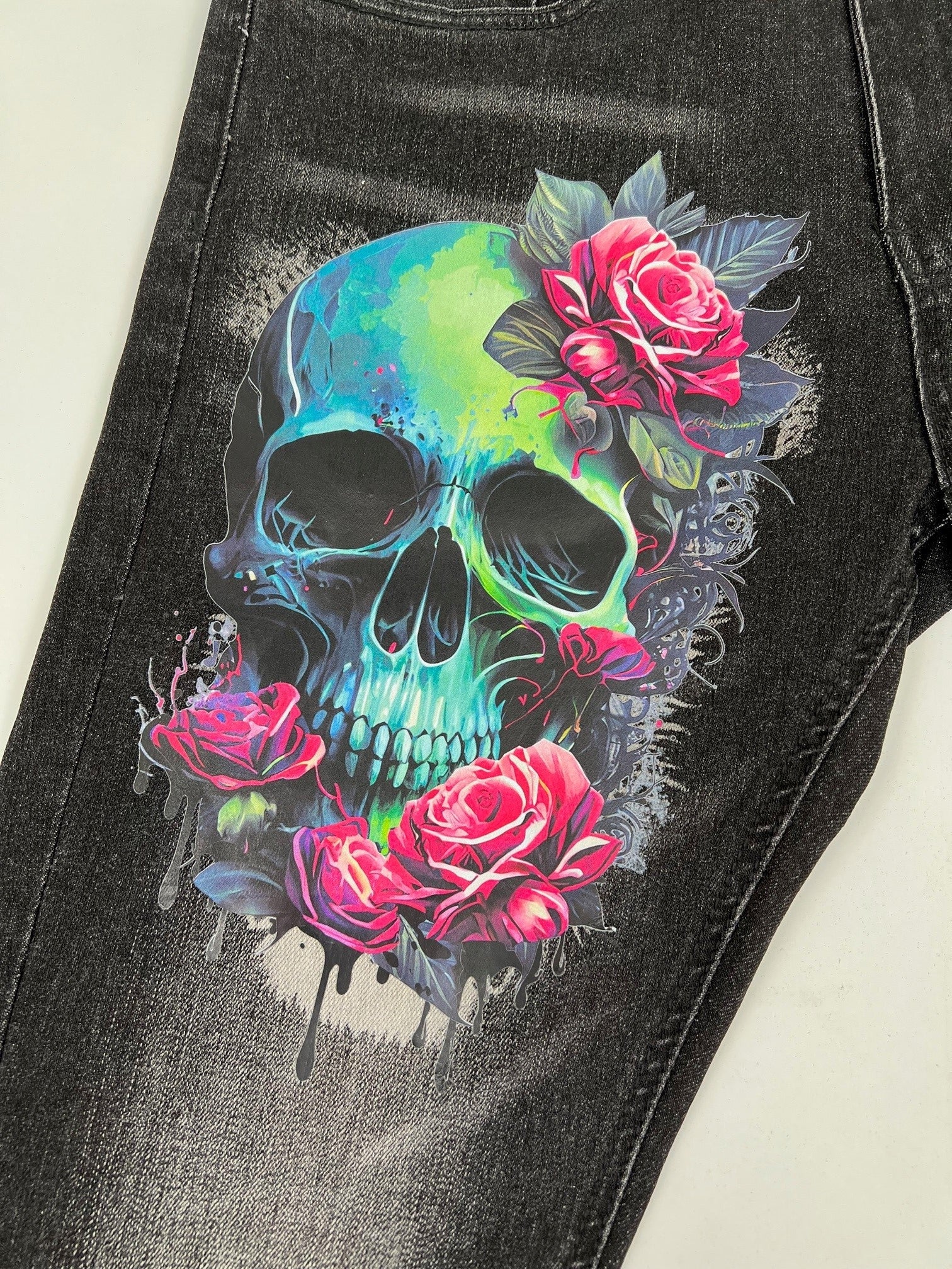 Skinny Denim with Skull print in black - Image 2