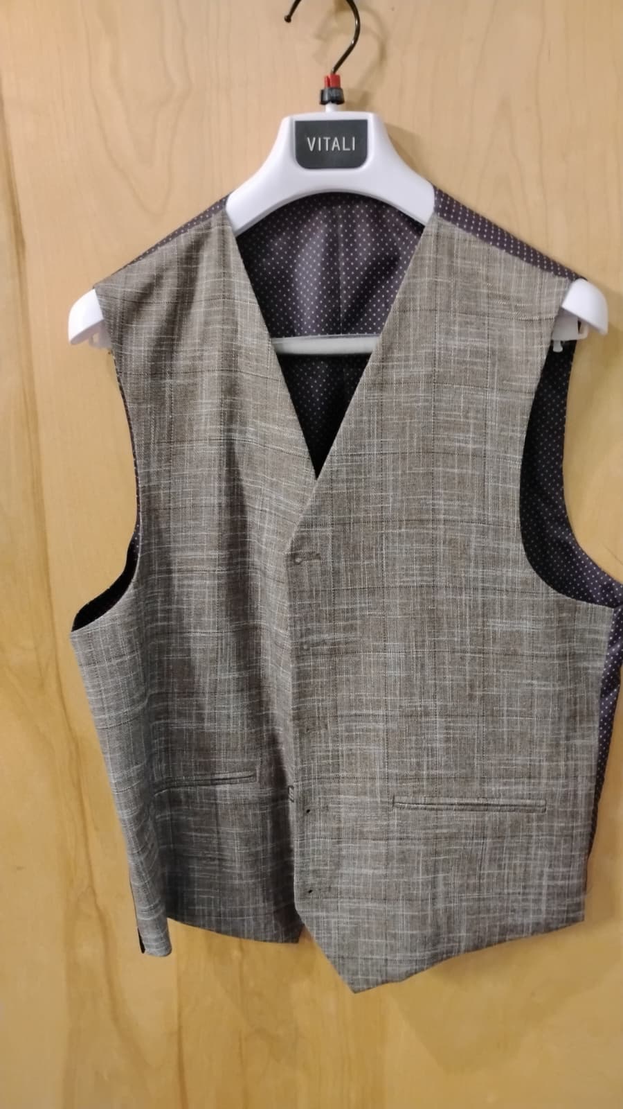 Vitali Brand Men’s Grey Textured Patterned 3 Piece Suit – Modern Fit Checkered Sharkskin with Blazer, Vest & Trousers, Business Wedding - Image 16