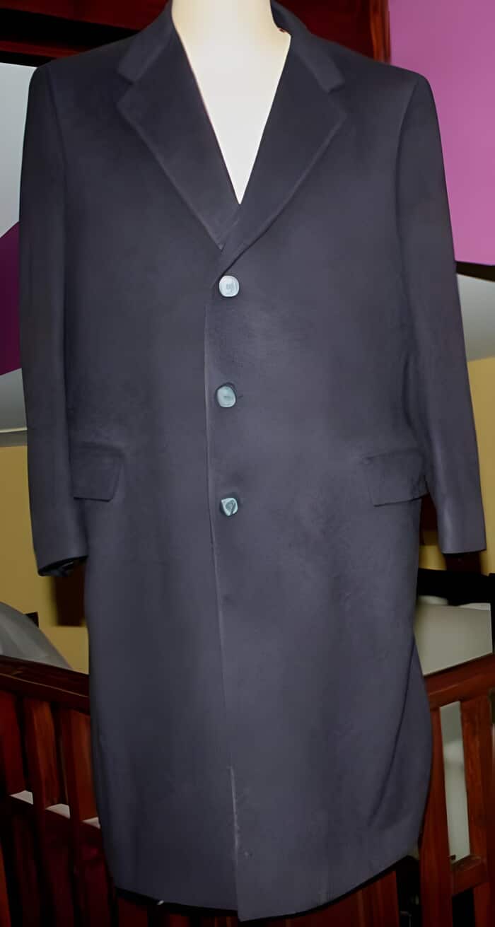 Wool fabric Three buttons style men's Overcoat - Image 2
